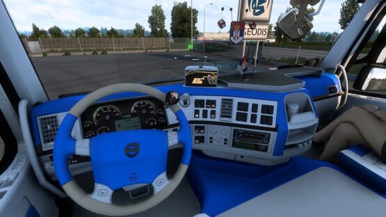 Volvo FH16 Classic Blue & White interior