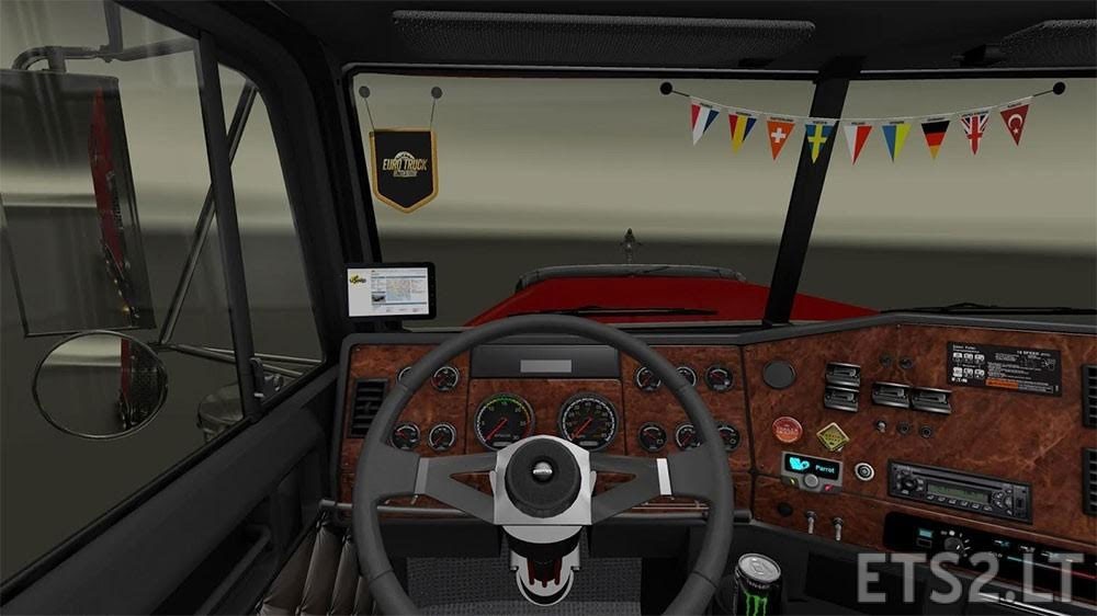 Freightliner Classic V4.1.24 SiSL & SCS cabin accessories addon