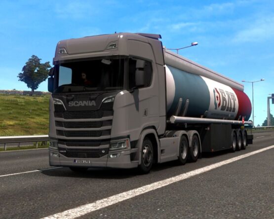 Scania S High Roof Truck Traffic