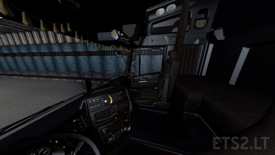 Interior Iveco Hiway 1.0