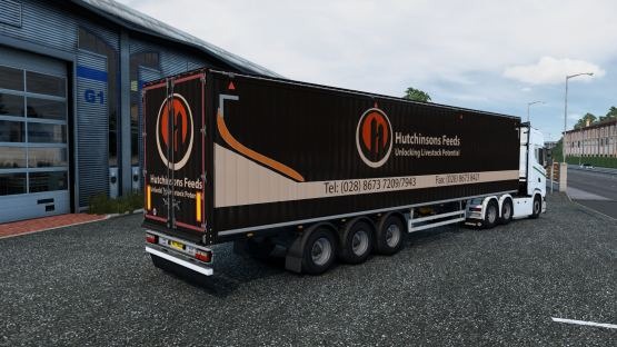 Hutchinsons Animal Feeds Trailer skin