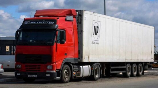 Volvo FH12 I Generation & Trailer